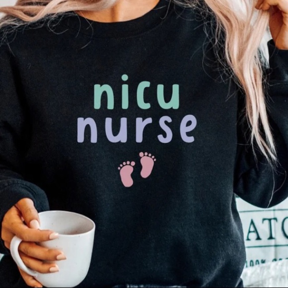 - CUTE Nurse 🥰 Women's crewneck